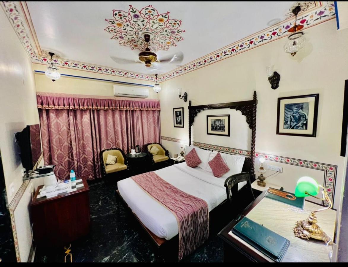 Umaid Mahal - A Heritage Style Boutique Hotel Jaipur Exterior photo