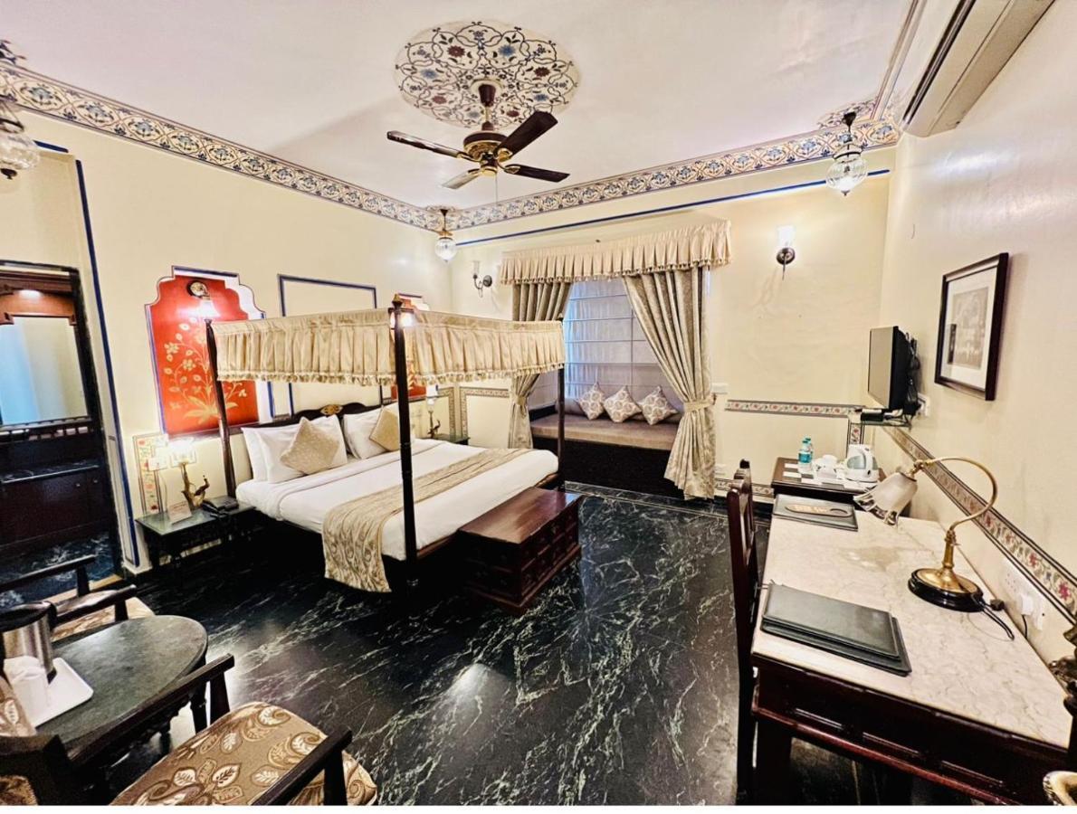 Umaid Mahal - A Heritage Style Boutique Hotel Jaipur Exterior photo
