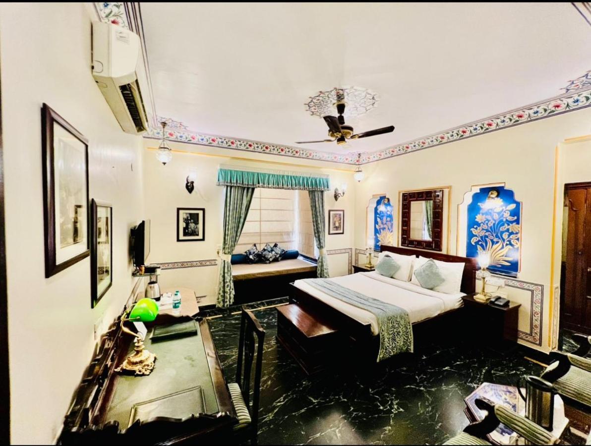 Umaid Mahal - A Heritage Style Boutique Hotel Jaipur Exterior photo